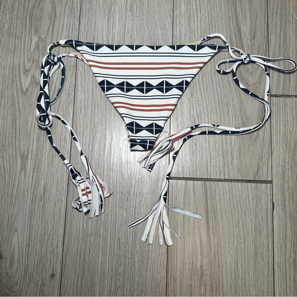 Striped Bikini Bottom - Picture 3 of 5